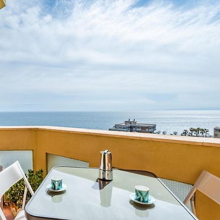 Catania Seaview Apartment With Balcony Eksteriør billede