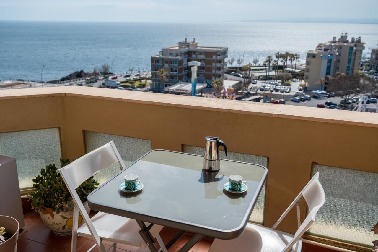 Catania Seaview Apartment With Balcony Eksteriør billede