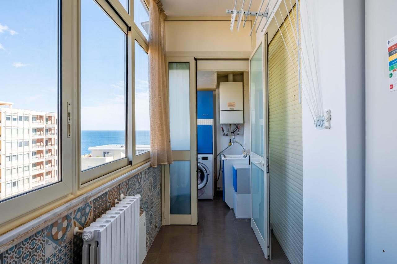 Catania Seaview Apartment With Balcony Eksteriør billede